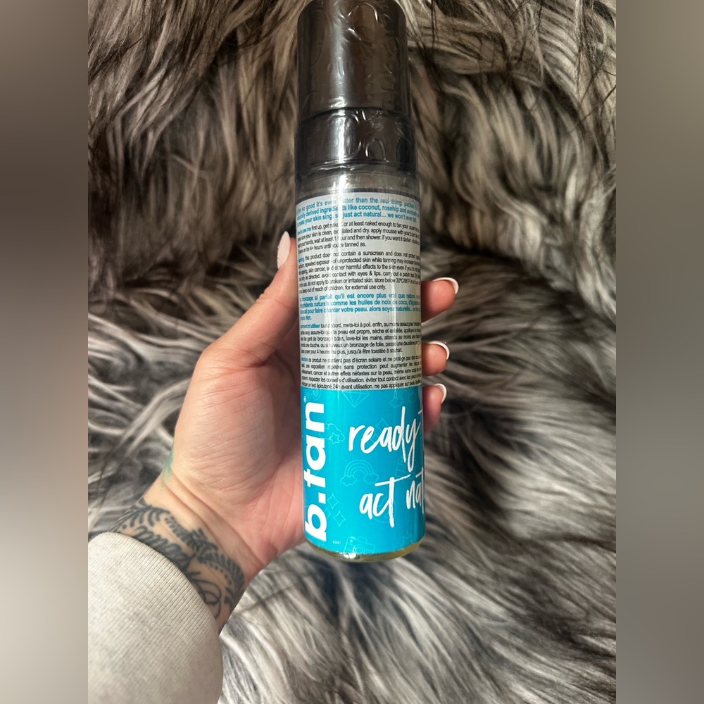B.Tan Just Act Natural Bronzing Water Mousse - Picture 7 of 11